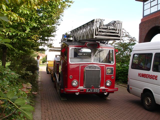 Dennis F17 Metz TL ex Grimsby