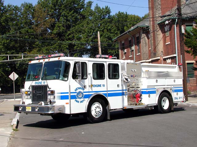 Newark N.J., Engine 19, E-One Cyclone II