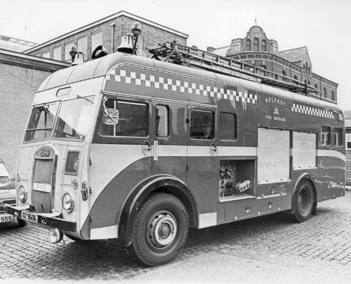 Fire Engines Photos 1954 Dennis ET, OZ9606 Belfast Fire Brigade