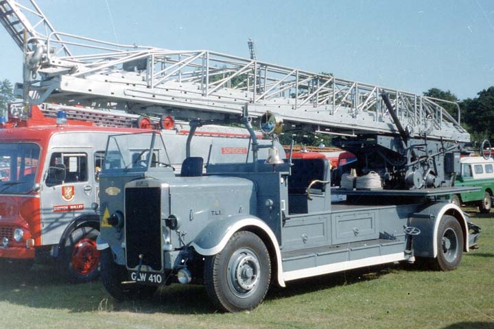 1942 Leyland / Merryweather 100'Turntable Ladder