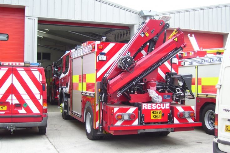 West Sussex Fire & Rescue HRT back