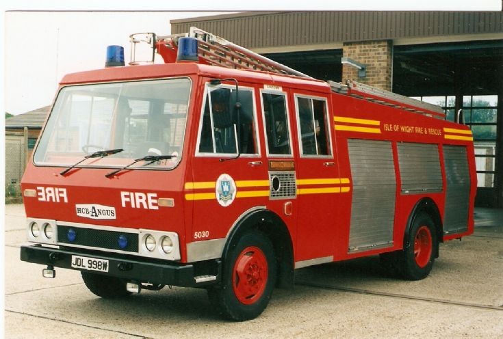 Fire Engines Photos Isle Of Wight Fire Brigade Bedford Tk