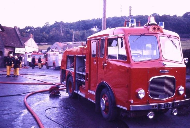 Dennis F28 Water tender