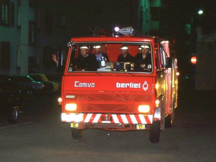 Sapeurs Pompiers Colmar 68 - Camiva Berliet