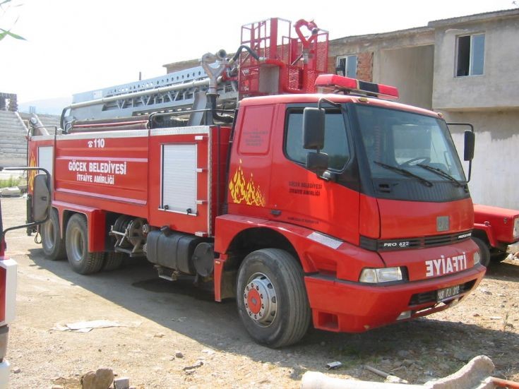 Fire Engines Photos BMC Pump/Aerial Gocek Fire station Turkey