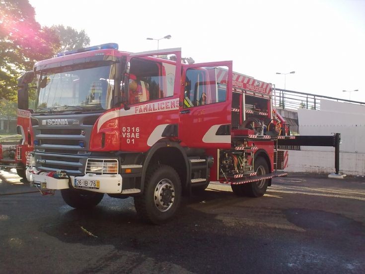 Heavy Rescue Bombeiros Famalicenses Scania