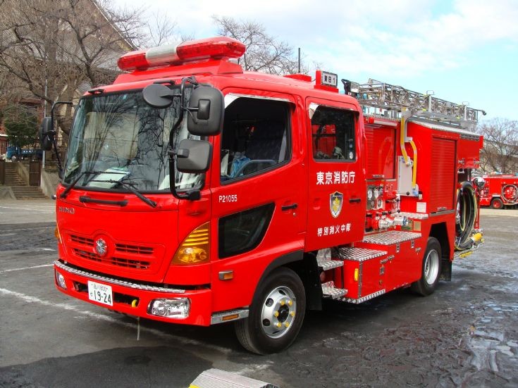 Tokyo Fire Department - Hino Pumper