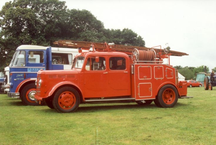 1940's Bedford Fire Pump