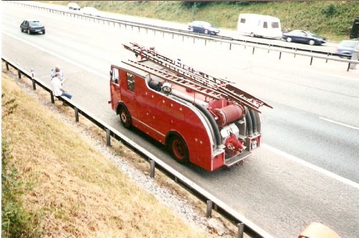 Dennis F8    YRB  612