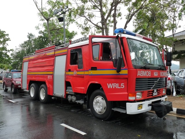 Volvo FL10/SK Fire WRL5