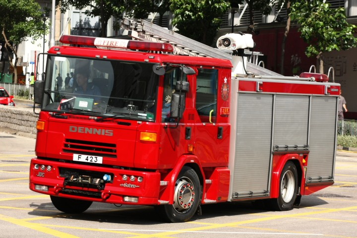 Fire Engines Photos - Dennis Sabre Major Pump F423