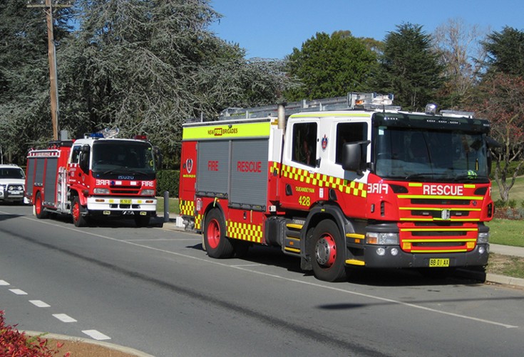 NSWFB Isuzu & Scania, Queanbeyan Australia