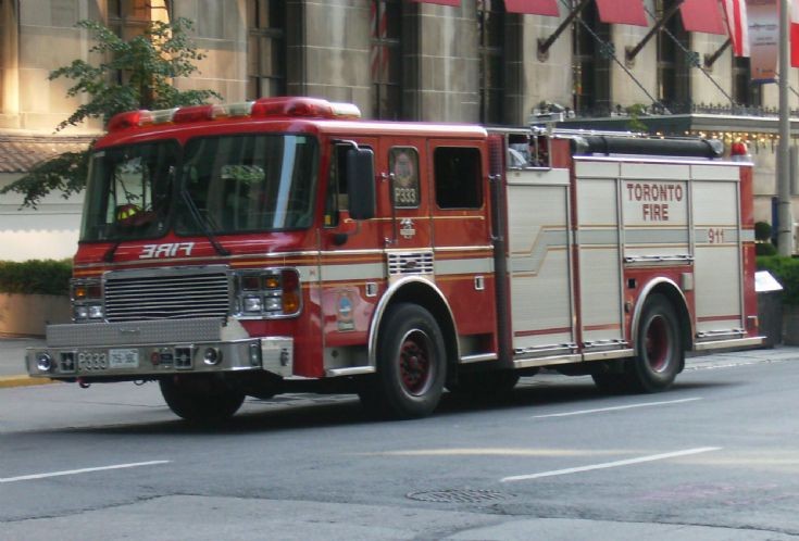 Toronto Fire Services pump 333