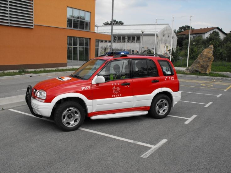 Slovenian fire car Pivka Suzuki Suzuki PV1 was made in 2010 it is used