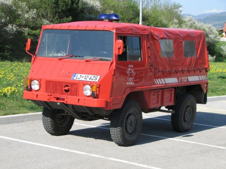 Slovenian fire car Pivka Pinzgauer Pinzgauer is used to transport team and 