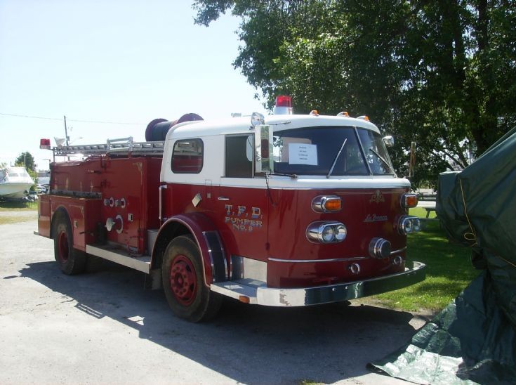 Toronto Fire Department pump 9