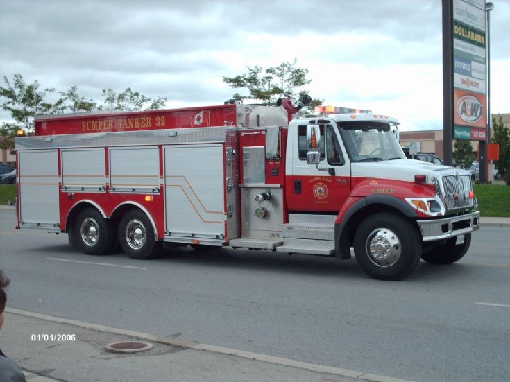 Fire Engines Photos Central Elgin Tanker