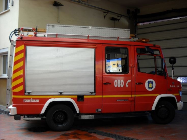 Fire Engines Photos Light pumper Mercedes Vario
