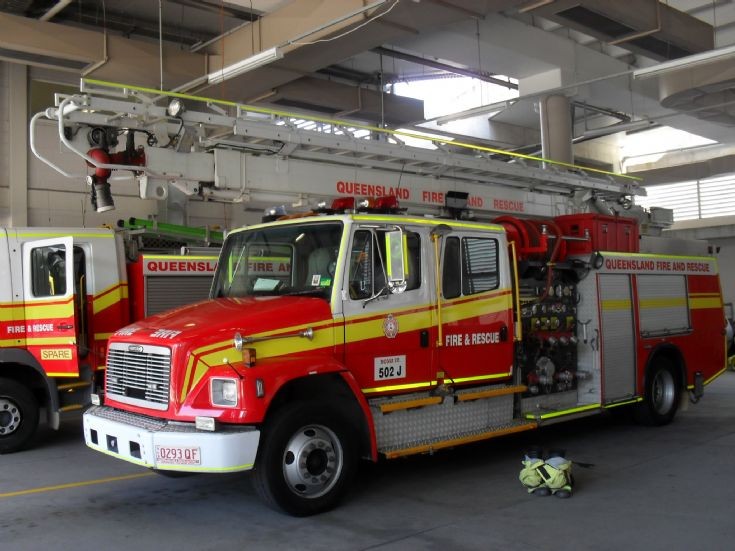 Fire Engines Photos Freightliner 16m TAP Brisbane FD
