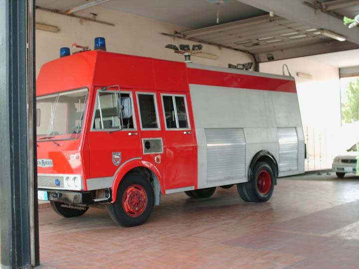 Bahrain (Saar) fire station 