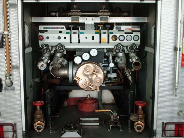 Pump bay