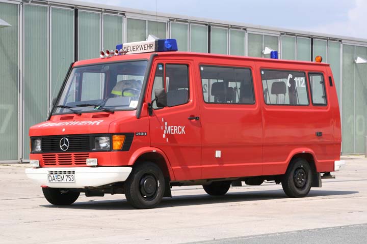 Werkfeuerwehr Merck Mercedes Personnel Carrier