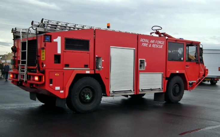 Fire Engines Photos - R.A.F Fire and Rescue tender