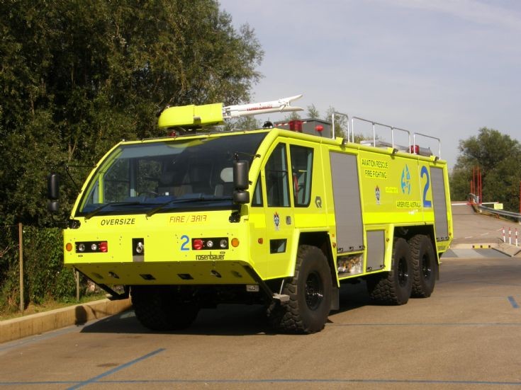 Fire Engines Photos - Rosenbauer Panther 6x6 Airservices Australia