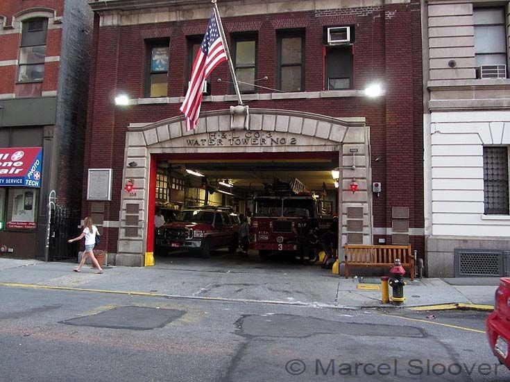 Fire Engines Photos Fire house Ladder company 3 Manhattan New York