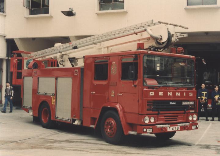 Hong Kong Fire service Dennis Hydraulic platform