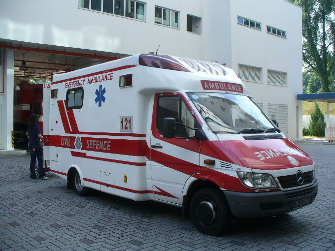 Singapore Civil Defence Force Mercedes 416CDI Ambulance