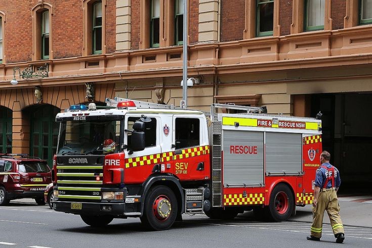 Fire Engines Photos - FRNSW - SEV Pumper, Sydney Australia