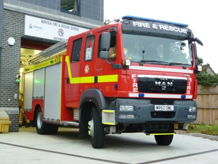 Fire Engines Photos MAN/E One 4x4 WrT Norfolk WR62DWL