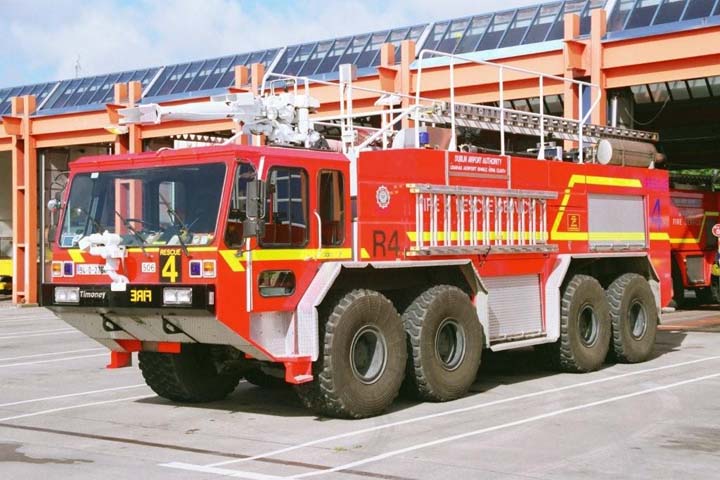 Dublin Airport Fire Service RIV Foam tender