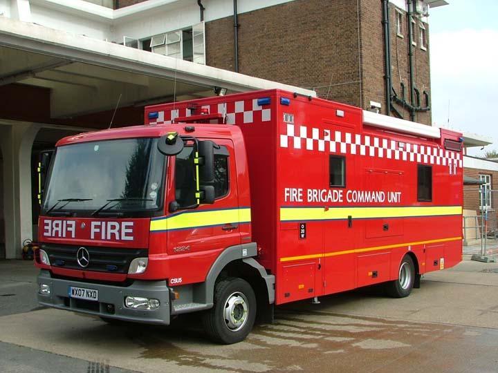 London fire brigade mercedes appliances #4