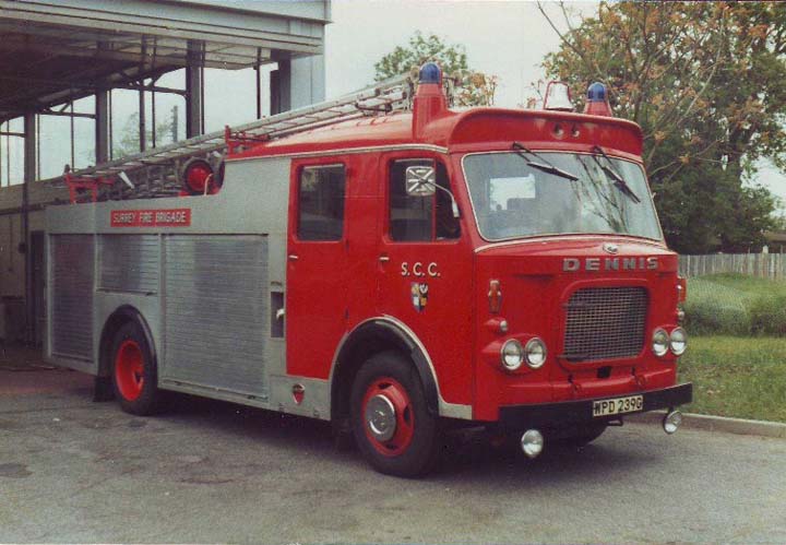 Dennis F44 Surrey Fire Brigade (Cranleigh)