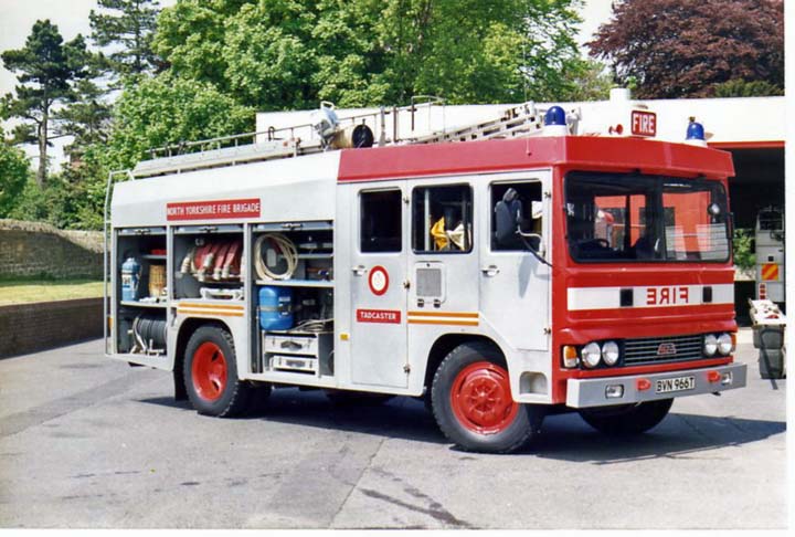 Fire Engines Photos Bedford Water Ladder North Yorkshire Fire Brigade