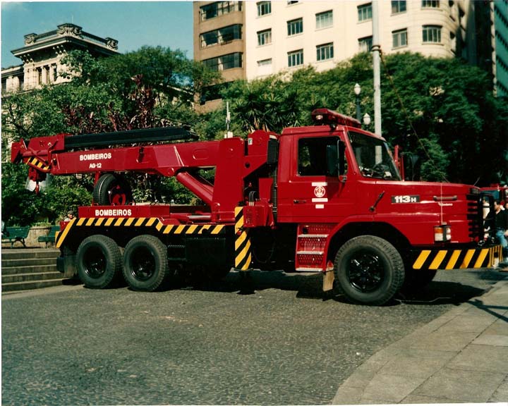 Fire Engines Photos Winch Truck São Paulo Fire brigade Brazil