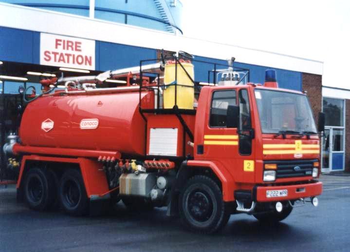 Fire Engines Photos UK LOR/Conoco Refinery Humberside Foam tanker