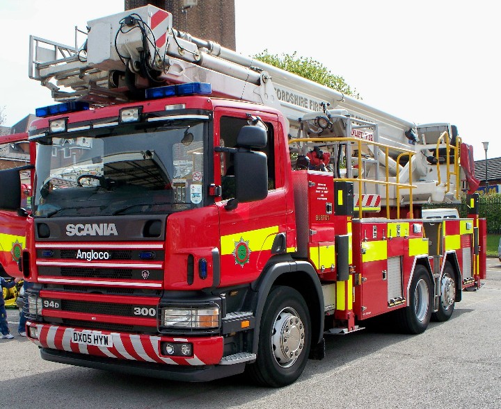 STAFFORDSHIRE FIRE & RESCUE, TRENT 6