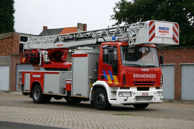 Brandweer Kapellen Iveco Turntable ladder